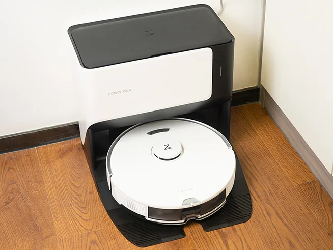 Roborock G10S robot vacuum with all-in-one station